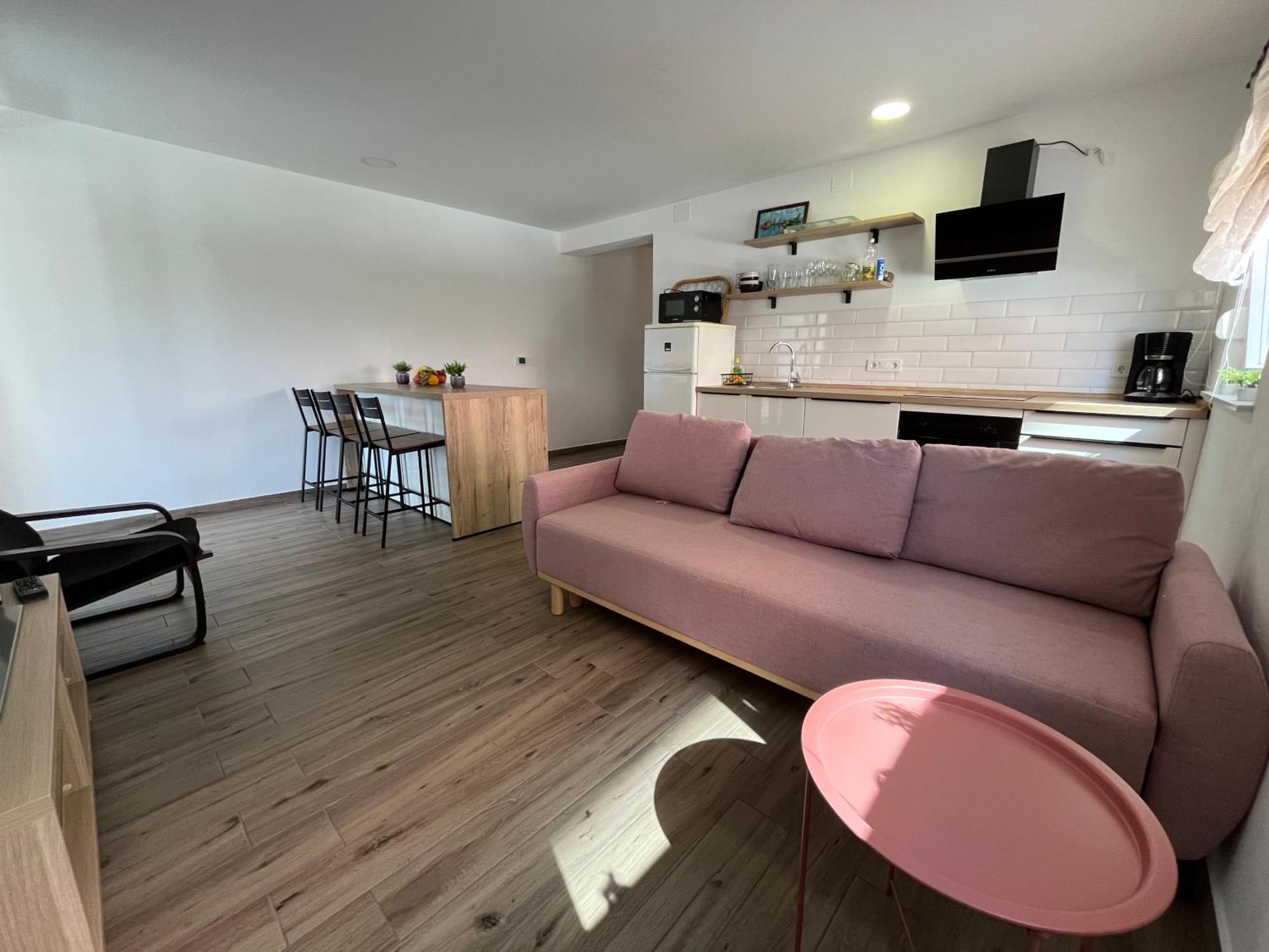 Apartmani Mlinar - Two Bedroom Apartment With Seaview Grebastica Exterior photo